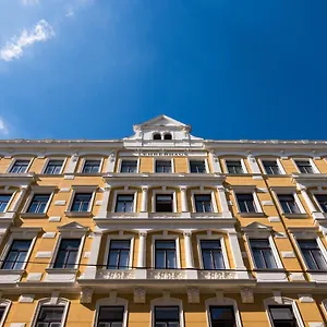 Lehrerhaus Vienne