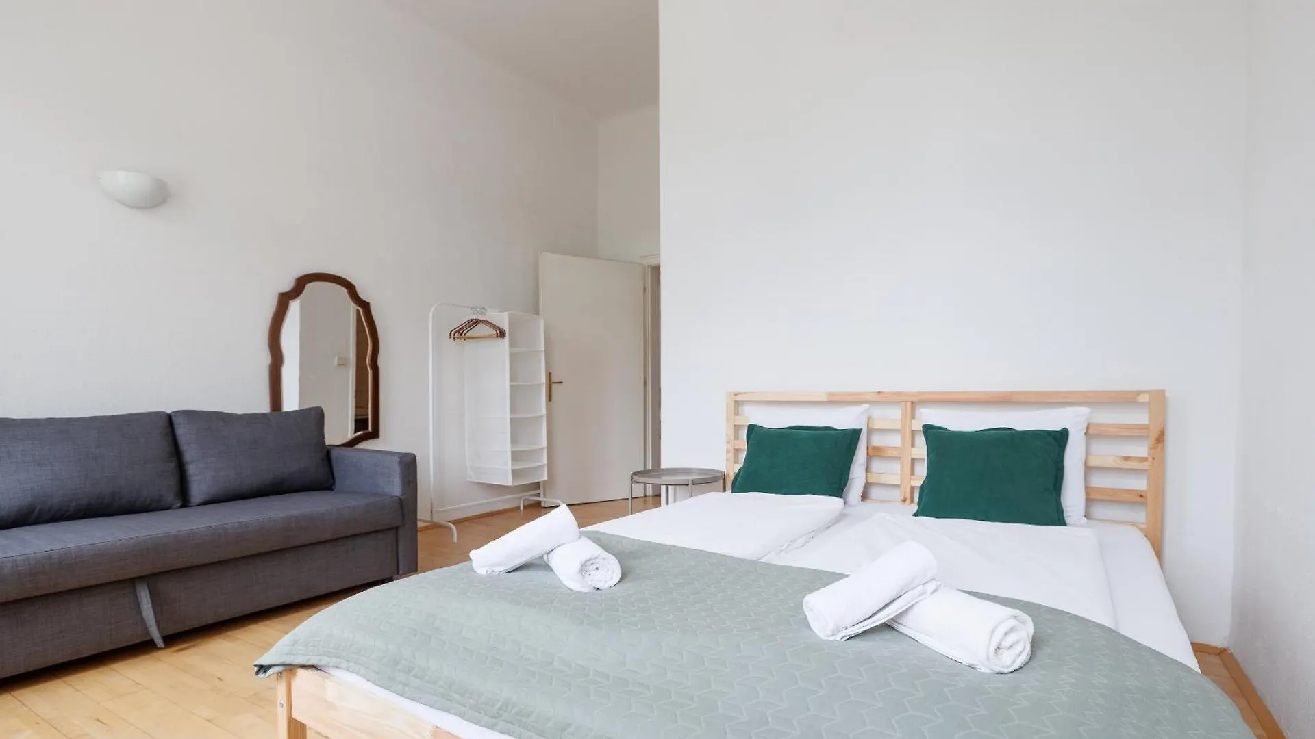 Urban Vienna Living - 18Th District Aparthotel