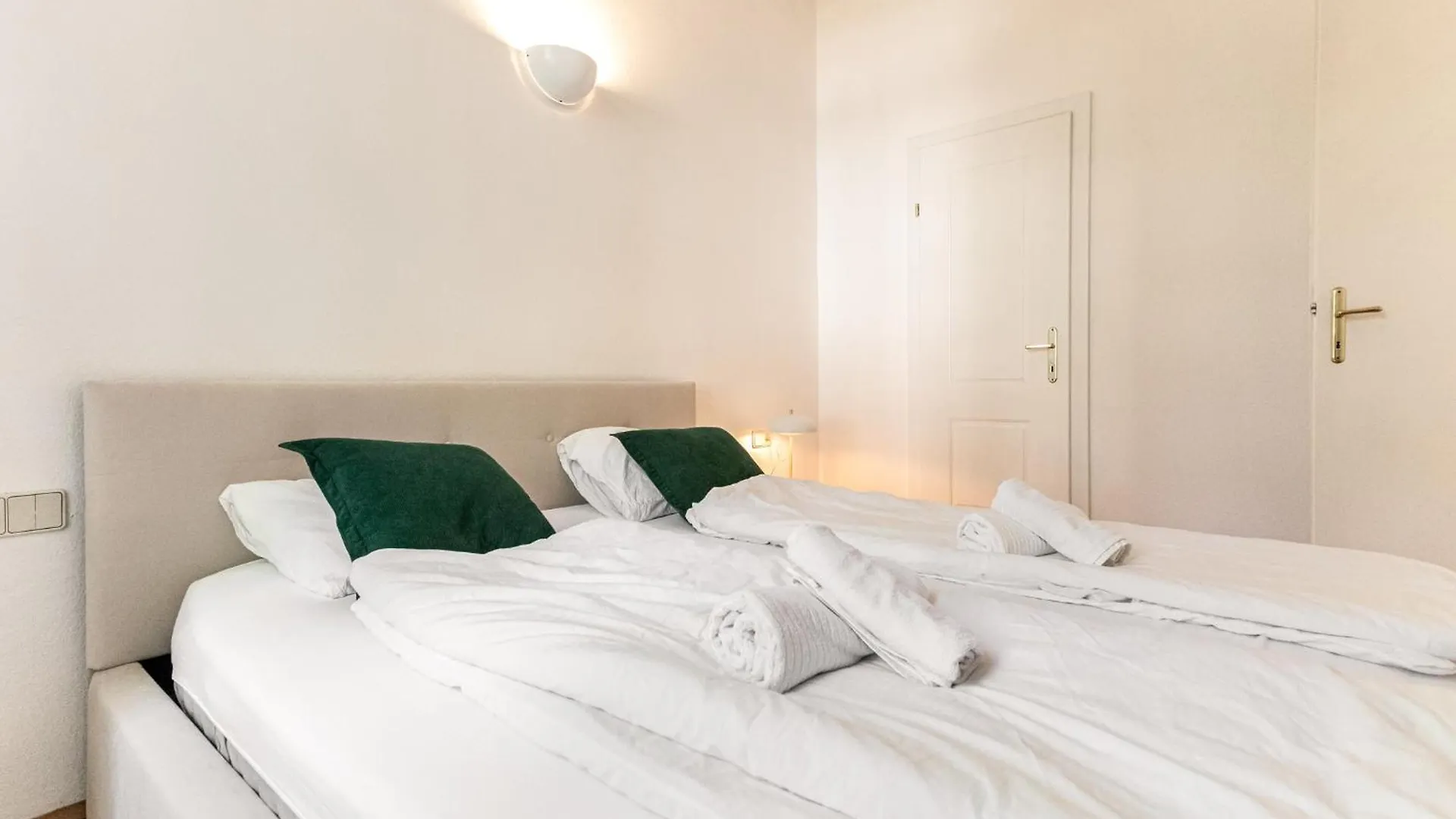 Urban Vienna Living - 18Th District Aparthotel