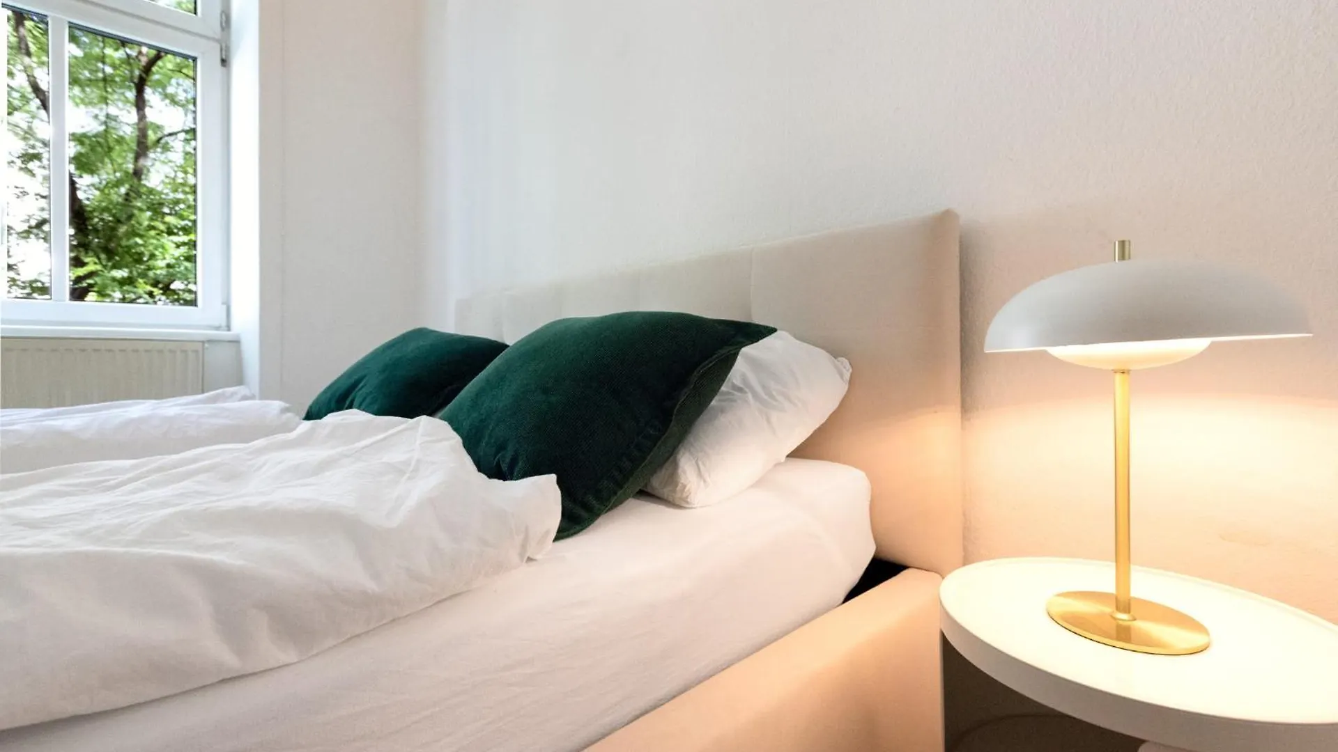 Urban Vienna Living - 18Th District Aparthotel 0*,