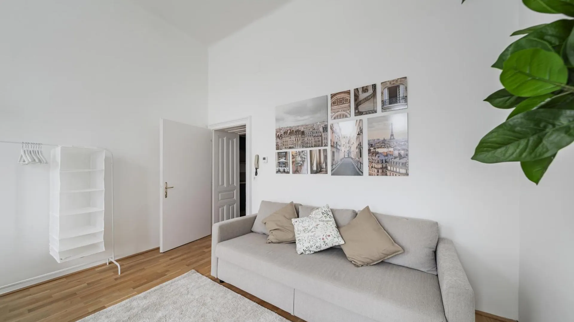 Urban Vienna Living - 18Th District Aparthotel