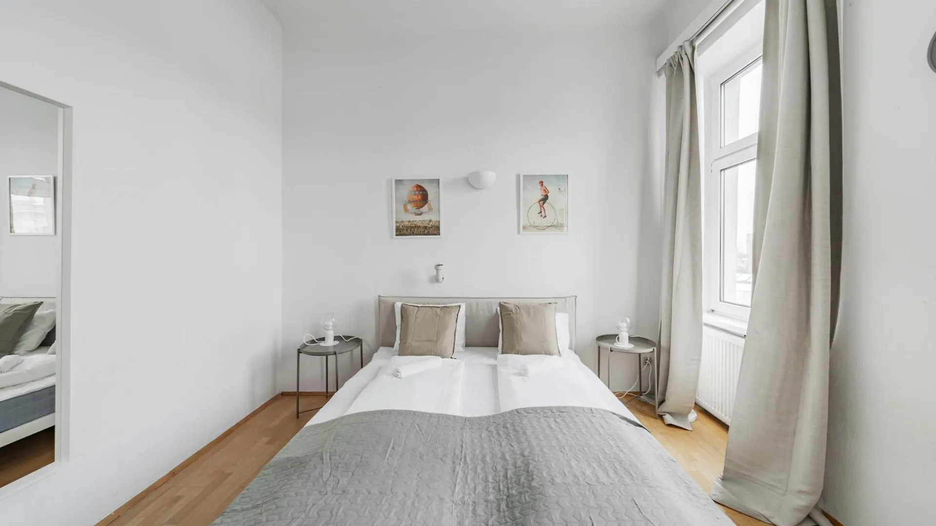 Urban Vienna Living - 18Th District Aparthotel Austria